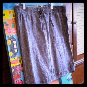 Linen denim summer skirt with front tie.